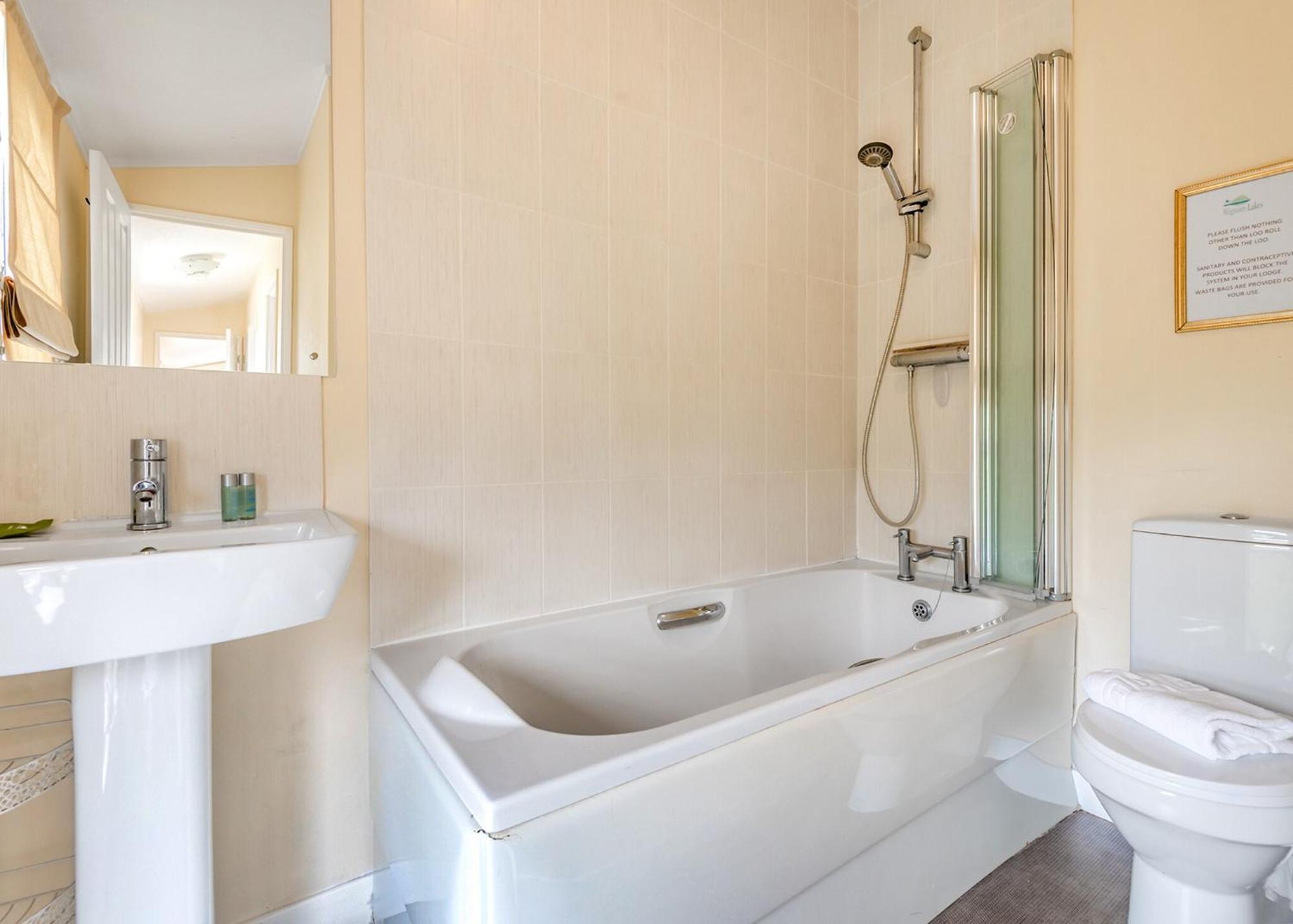 Wigmore Lakes Lodges Cardeston Quarto foto